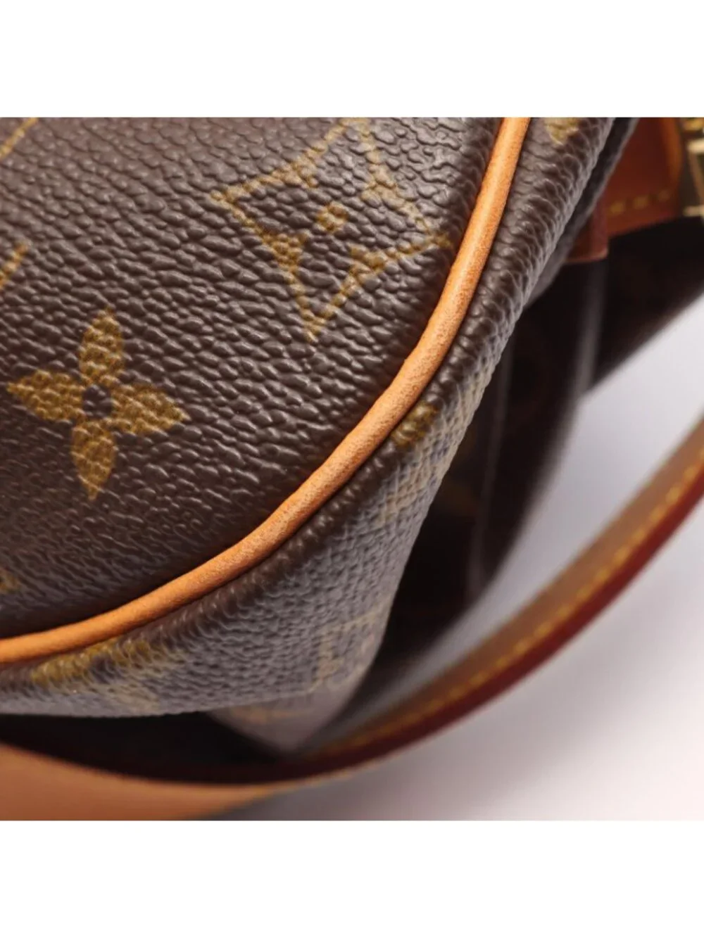 Louis Vuitton Shoulder Bag Saumur 35 Monogram Canvas Leather